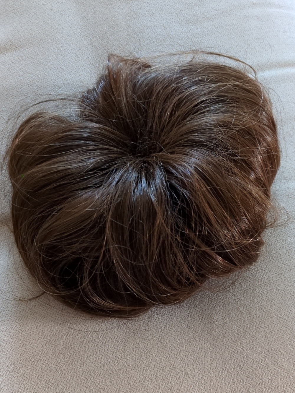 Brown Clip-In Bun Hairpiece for Women - Natural Volume.  Nwt